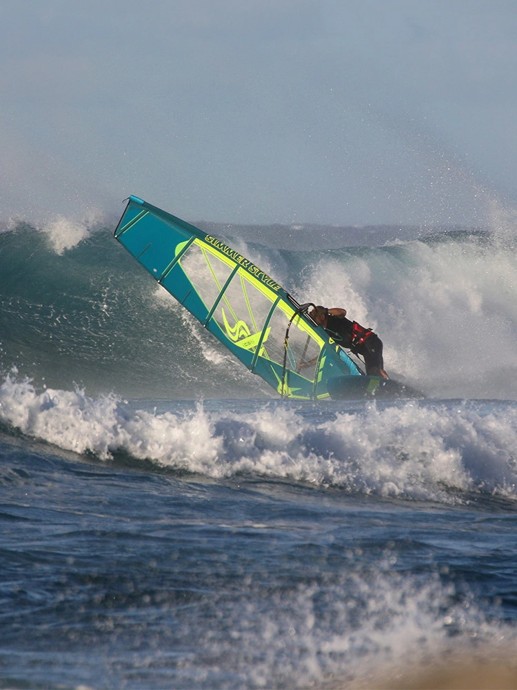 Front Page -Airush shop SImmer Icon Wave Image