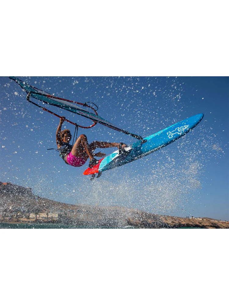 2023 Starboard Kode Carbon Sandwich Windsurfing Board 6 2023 Starboard Kode Carbon Sandwich Windsurfing Board - Image 4
